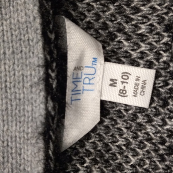 Time and Tru Women's Eyelash Patterned Cardigan, Black Plaid. Size M - Picture 10 of 13